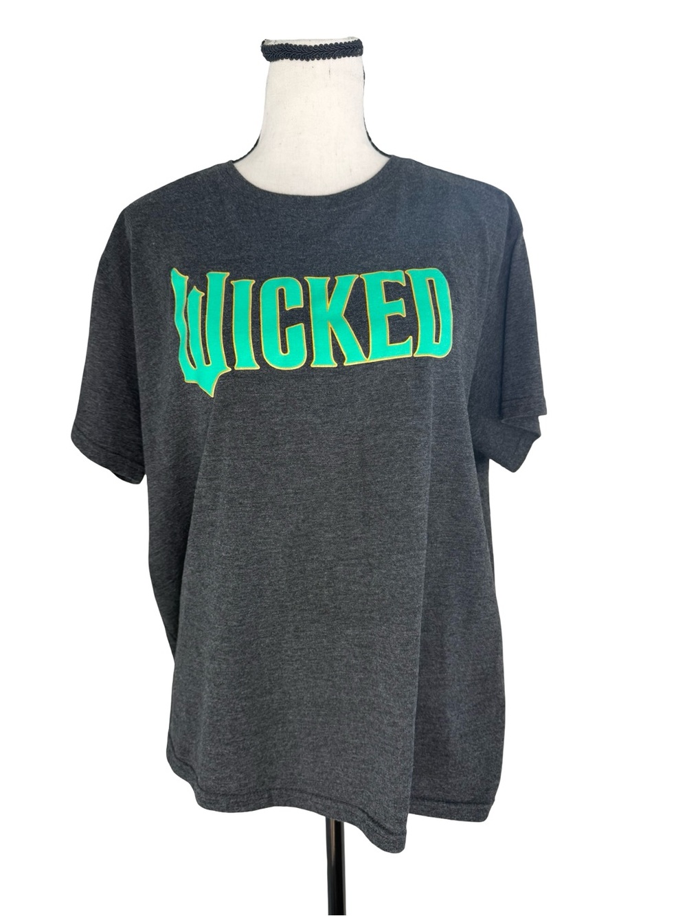 Wicked Musical Logo Graphic T Shirt Gray Short Sleeve Tee XXL Broadway Fan